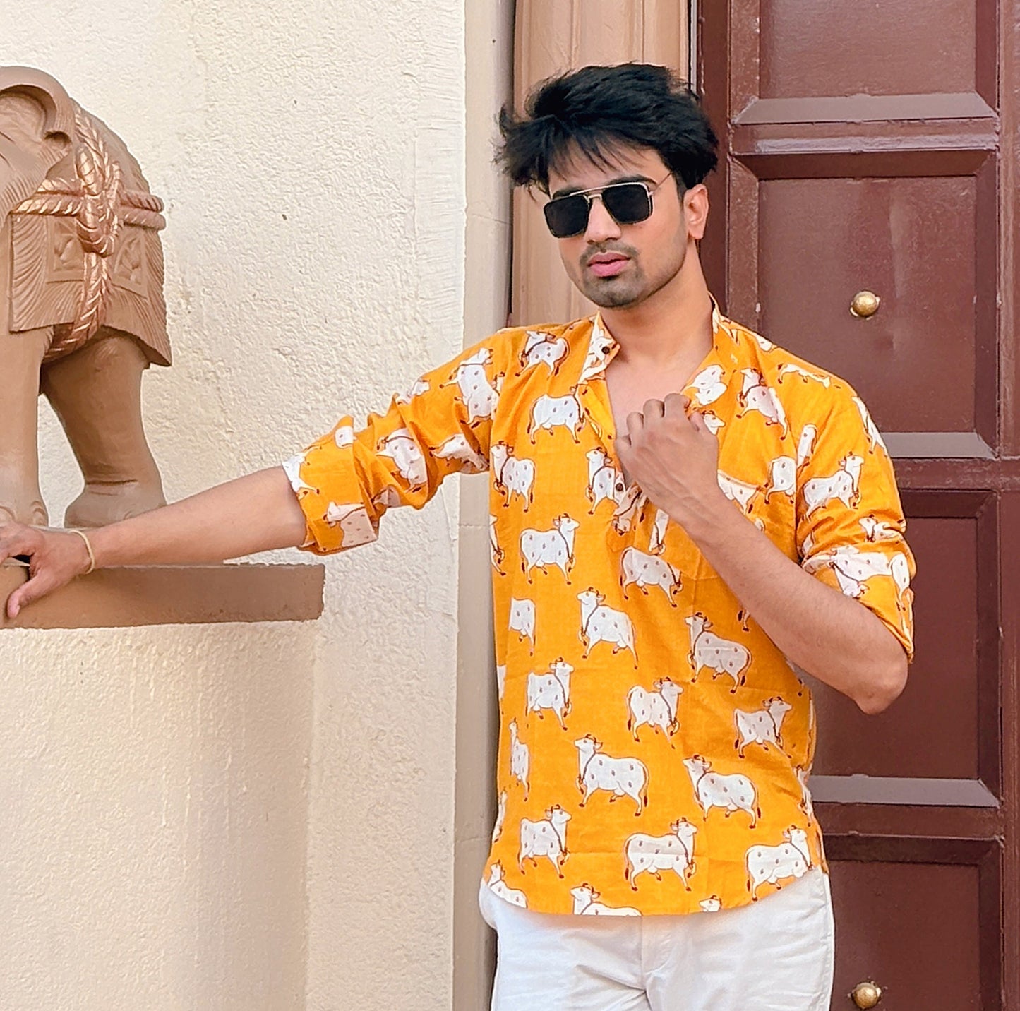 Pichwai Printed Pure Cotton Short Kurta for Men (YELLOW)
