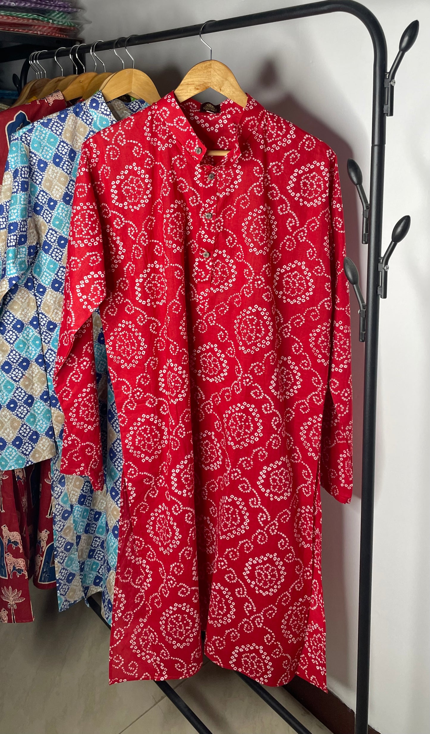 Sanganeri Printed Knee-Length Pure Cotton Kurta for Men (RED)
