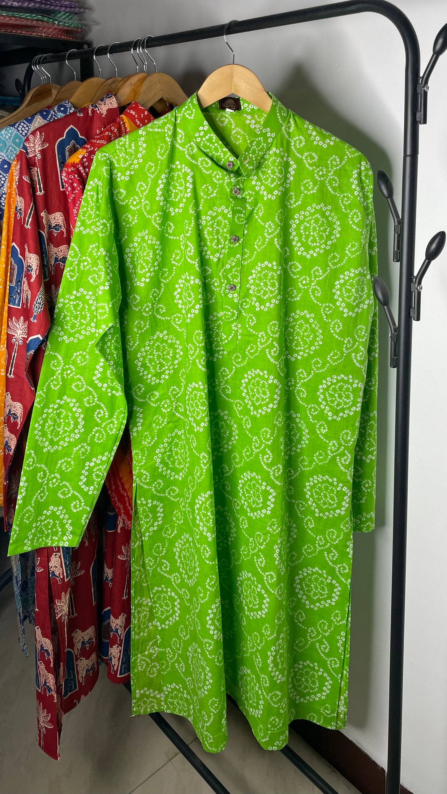 Sanganeri Printed Knee-Length Pure Cotton Kurta for Men (GREEN)