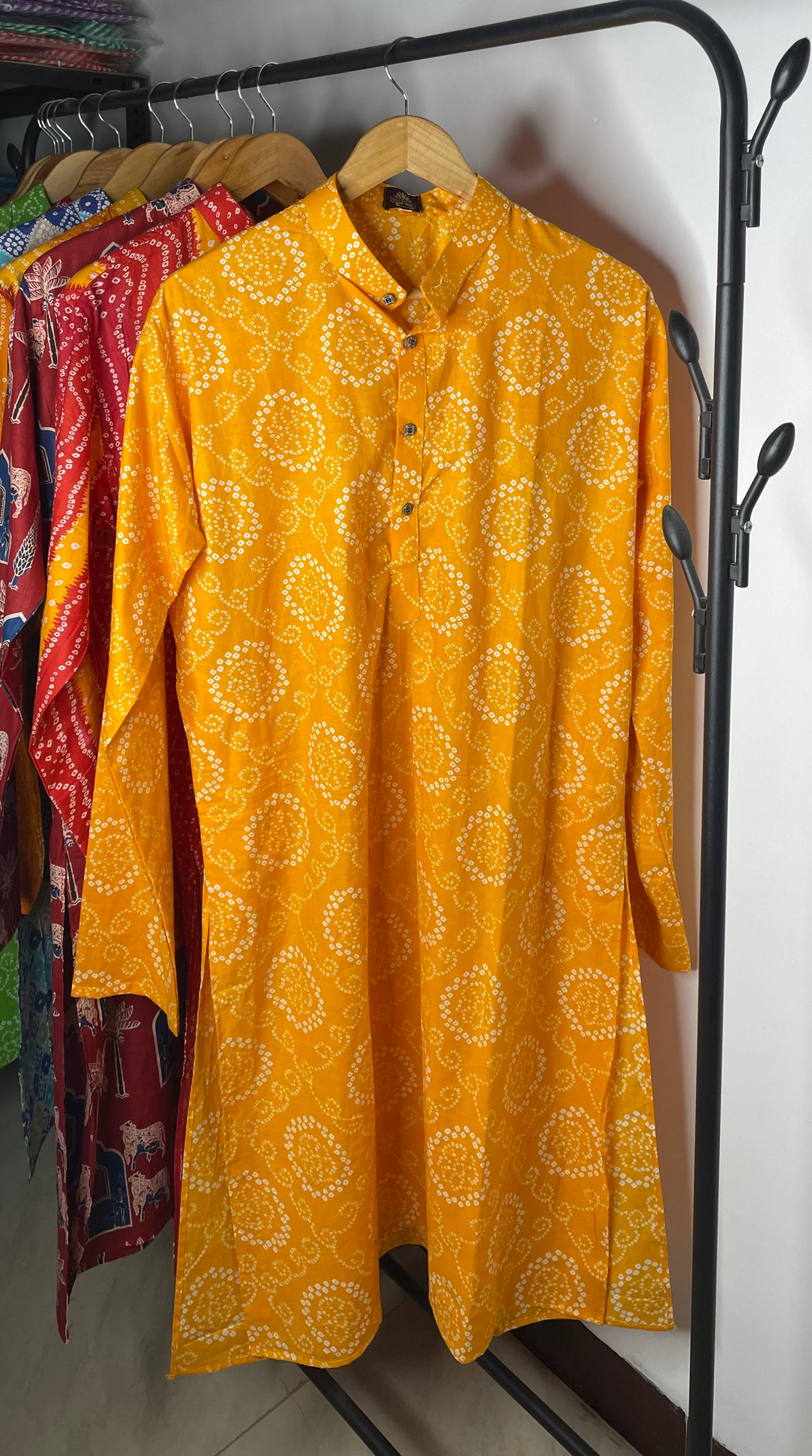 Sanganeri Printed Knee-Length Pure Cotton Kurta for Men (YELLOW)