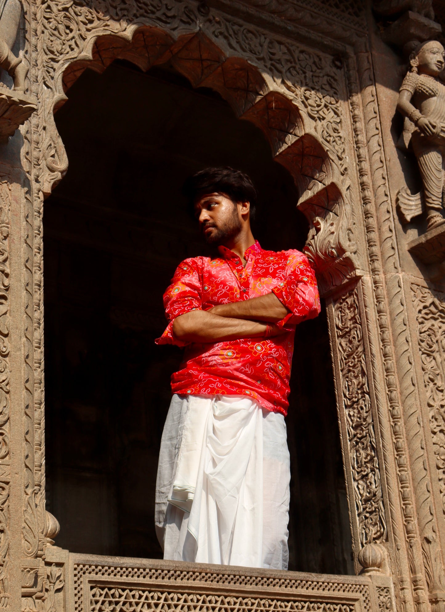 Sanganeri Printed Pure Cotton Short Kurta For Men (RED/WHITE BANDHANI)